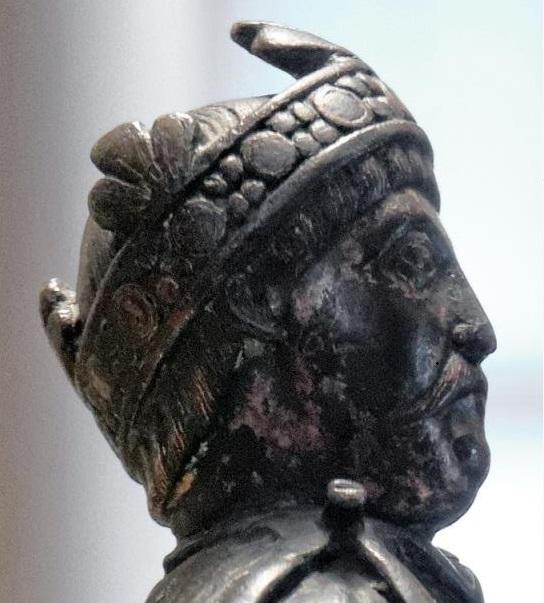 Geschichte besteht aus Geschichten Reiterstatuette Karls des Großen